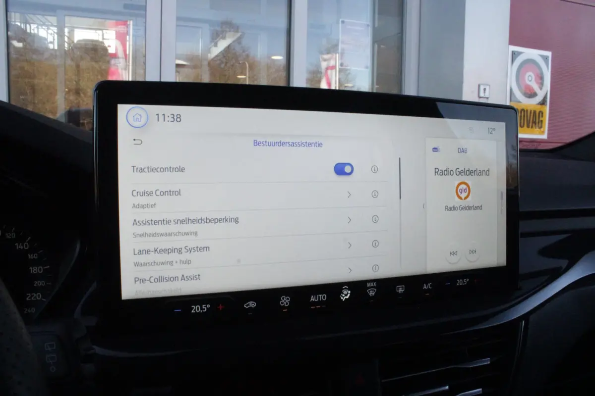 1.0 155PK AUTOMAAT Hybrid ST LINE | ALL SEASON BANDEN | NAVIGATIE | DRAADLOZE APPLE CARPLAY/ANDROID AUTO | ADAPTIVE CRUISE CONTROL | LANE ASSIST | DODEHOEK DETECTIE | PARKEERSENSOREN VOOR + 