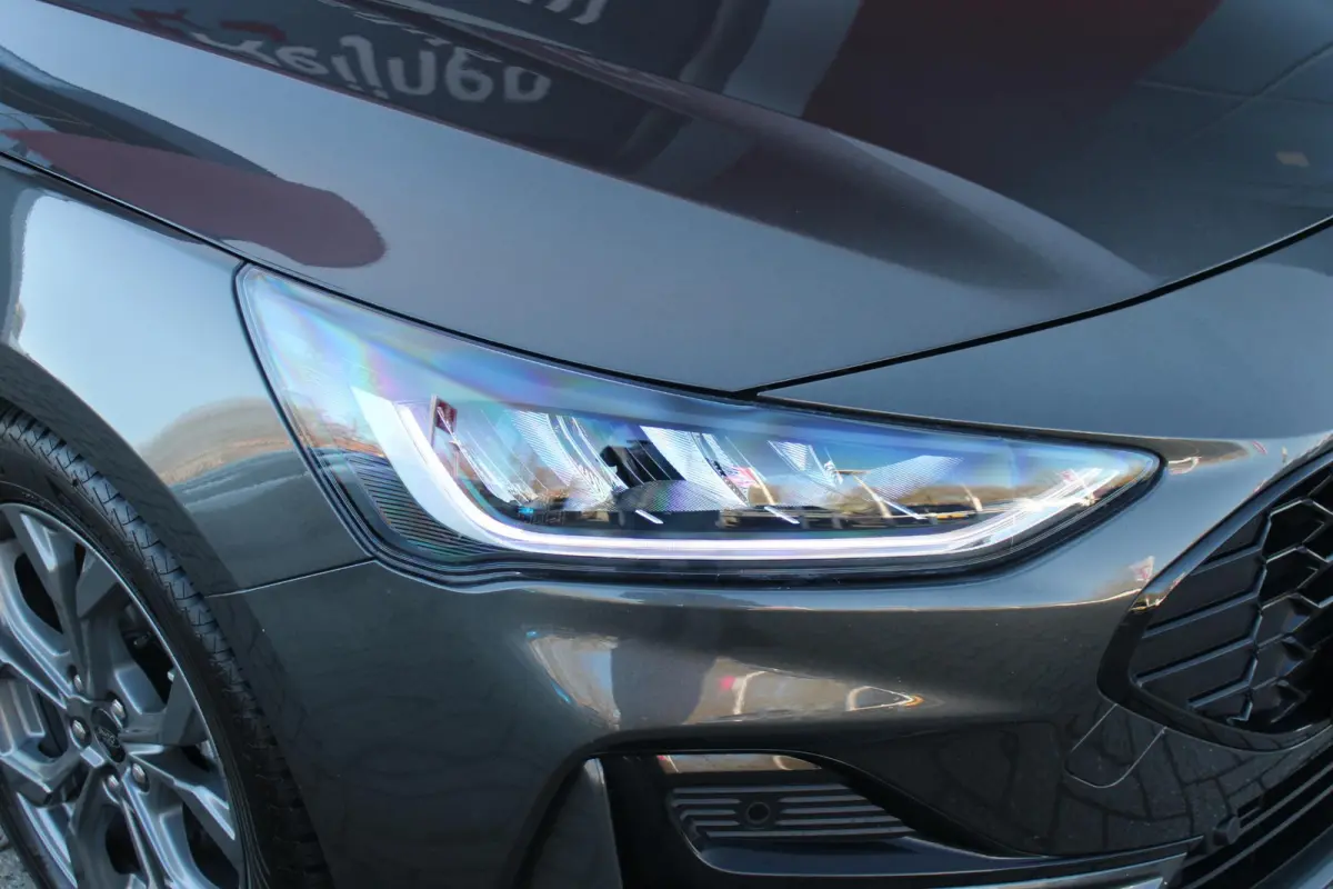1.0 155PK AUTOMAAT Hybrid ST LINE | ALL SEASON BANDEN | NAVIGATIE | DRAADLOZE APPLE CARPLAY/ANDROID AUTO | ADAPTIVE CRUISE CONTROL | LANE ASSIST | DODEHOEK DETECTIE | PARKEERSENSOREN VOOR + 