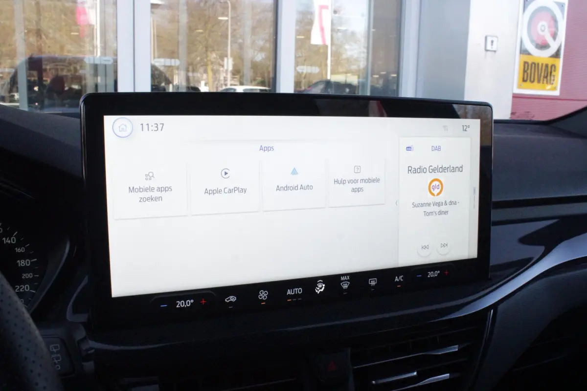 1.0 155PK AUTOMAAT Hybrid ST LINE | ALL SEASON BANDEN | NAVIGATIE | DRAADLOZE APPLE CARPLAY/ANDROID AUTO | ADAPTIVE CRUISE CONTROL | LANE ASSIST | DODEHOEK DETECTIE | PARKEERSENSOREN VOOR + 