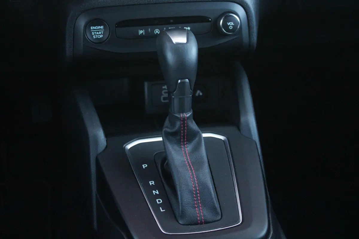 1.0 155PK AUTOMAAT Hybrid ST LINE | ALL SEASON BANDEN | NAVIGATIE | DRAADLOZE APPLE CARPLAY/ANDROID AUTO | ADAPTIVE CRUISE CONTROL | LANE ASSIST | DODEHOEK DETECTIE | PARKEERSENSOREN VOOR + 