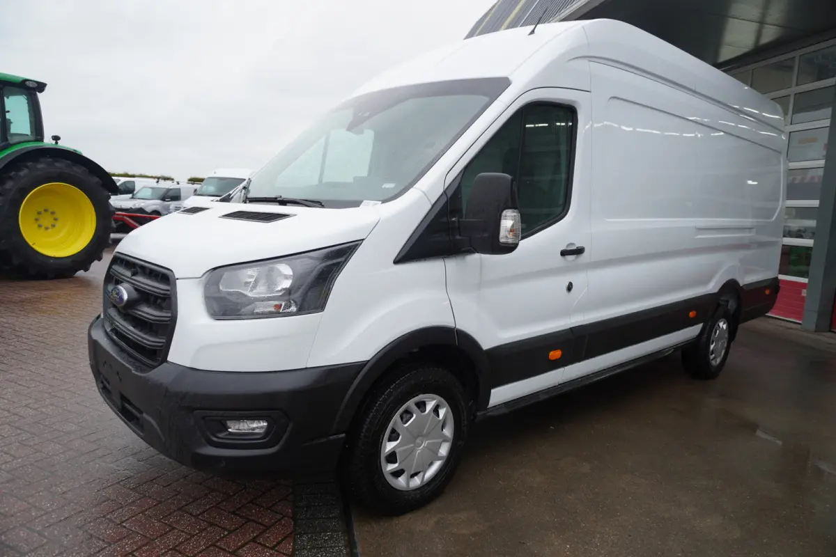 350E 2.0 TDCI 130PK L4H3 Trend Nr. V200 | Airco | Cruise | Navi | Trekhaak
