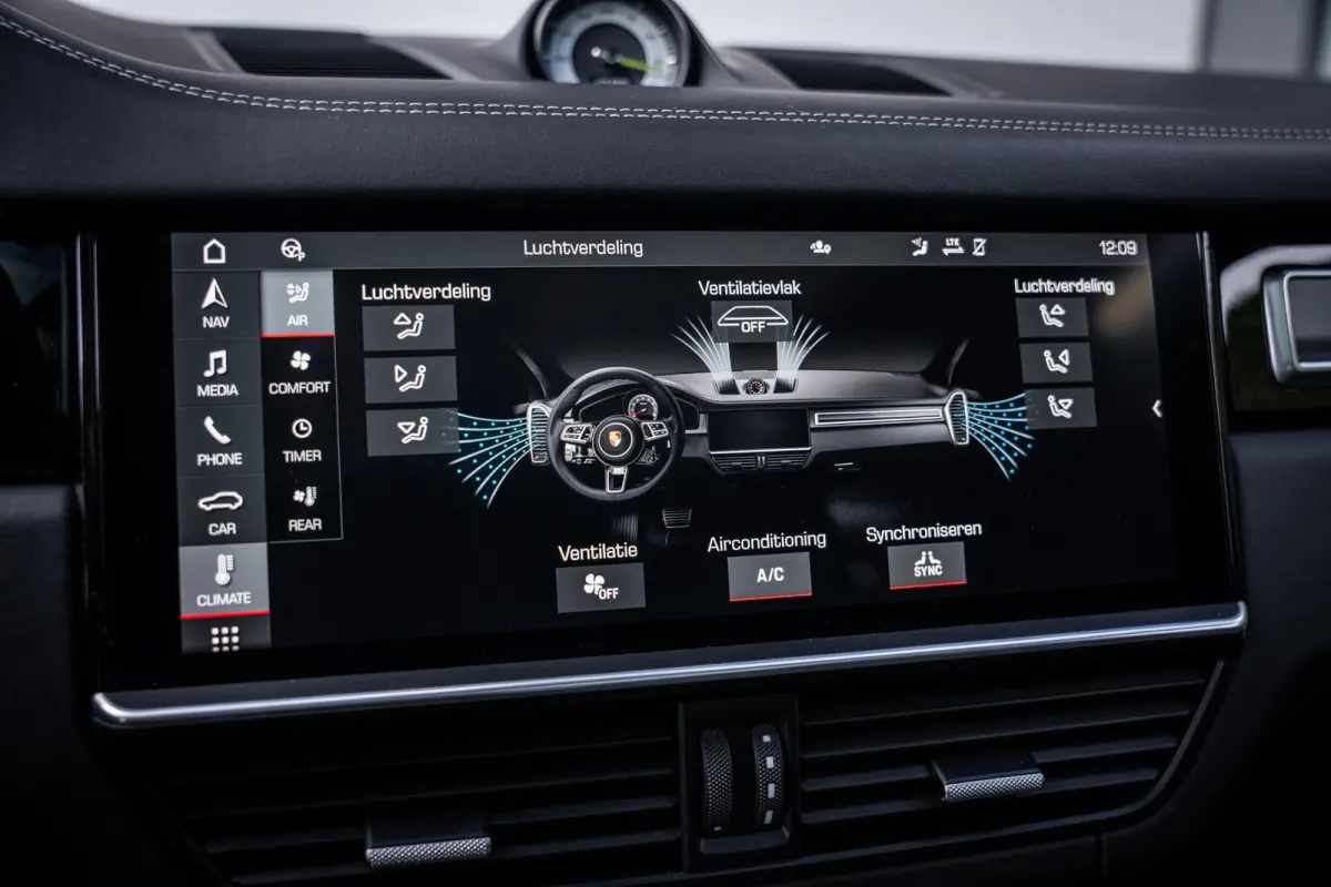 4.0 Turbo S E-Hybrid 680pk|Burmester|Keramisch|Luchtvering|Stoelkoeling|Sportchrono|Softclose|HuD|ACC|Dealer-onderhouden