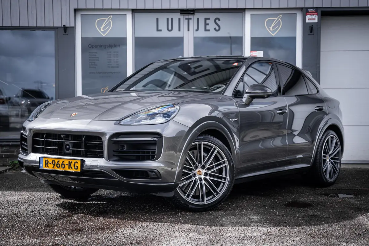 4.0 Turbo S E-Hybrid 680pk|Burmester|Keramisch|Luchtvering|Stoelkoeling|Sportchrono|Softclose|HuD|ACC|Dealer-onderhouden