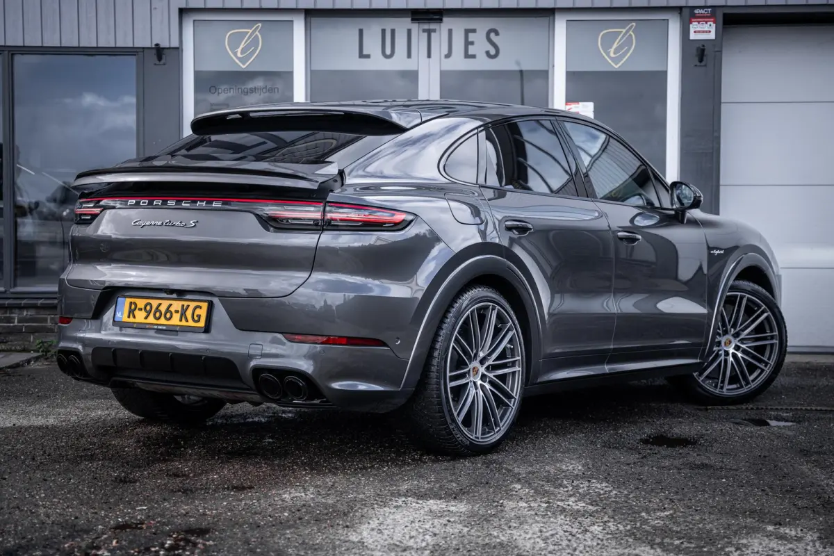 4.0 Turbo S E-Hybrid 680pk|Burmester|Keramisch|Luchtvering|Stoelkoeling|Sportchrono|Softclose|HuD|ACC|Dealer-onderhouden