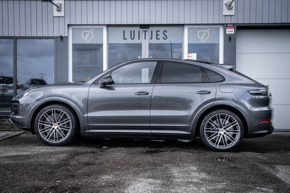 4.0 Turbo S E-Hybrid 680pk|Burmester|Keramisch|Luchtvering|Stoelkoeling|Sportchrono|Softclose|HuD|ACC|Dealer-onderhouden