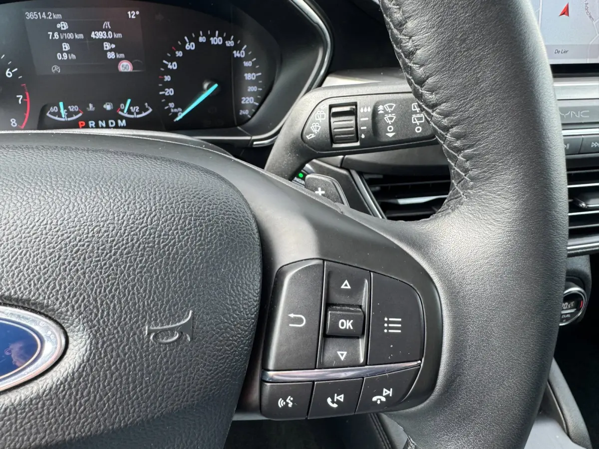 1.0 EcoBoost Titanium Business **CARPLAY + WINTER PACK + CAMERA****