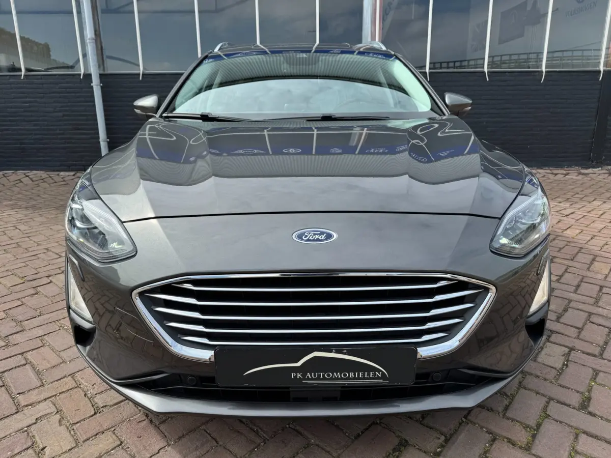 1.0 EcoBoost Titanium Business **CARPLAY + WINTER PACK + CAMERA****