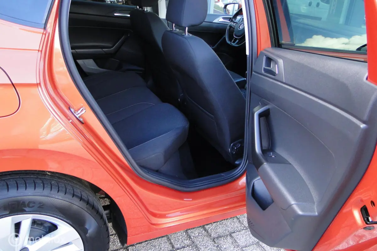 1.0, benzine, automaat, 107.410 km