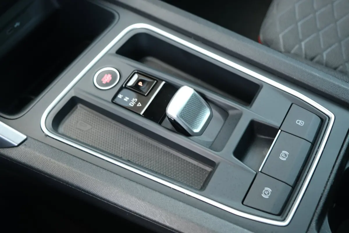 1.4 TSI eHybrid PHEV FR 204PK Pano Navi Cam ACC Led