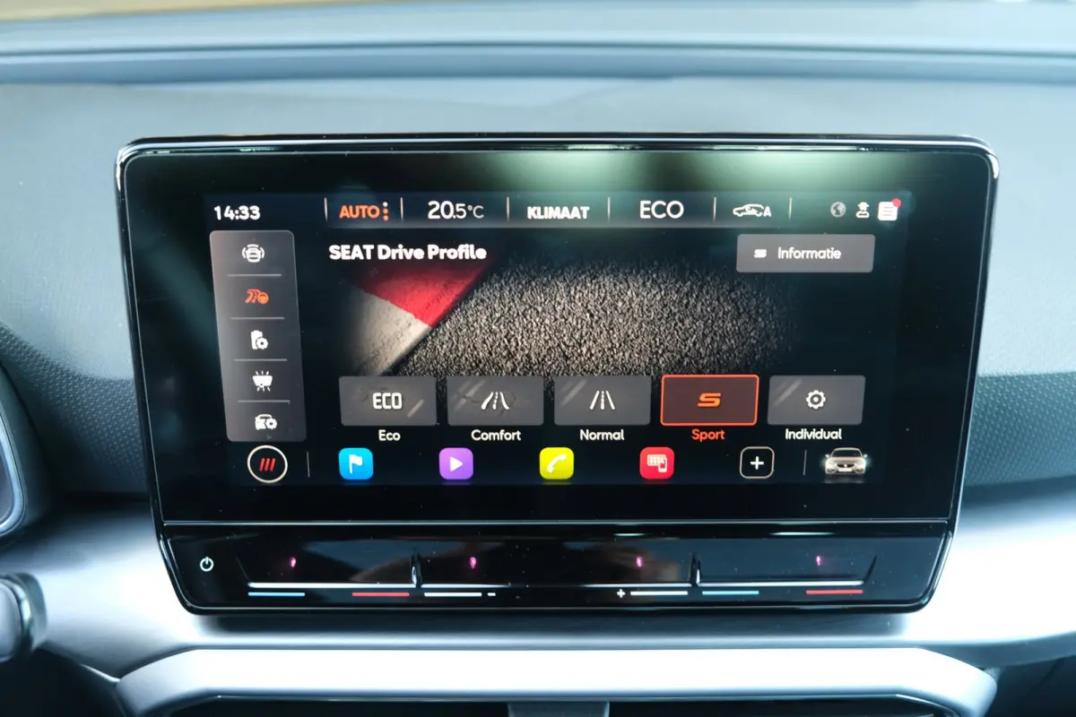 1.4 TSI eHybrid PHEV FR 204PK Pano Navi Cam ACC Led
