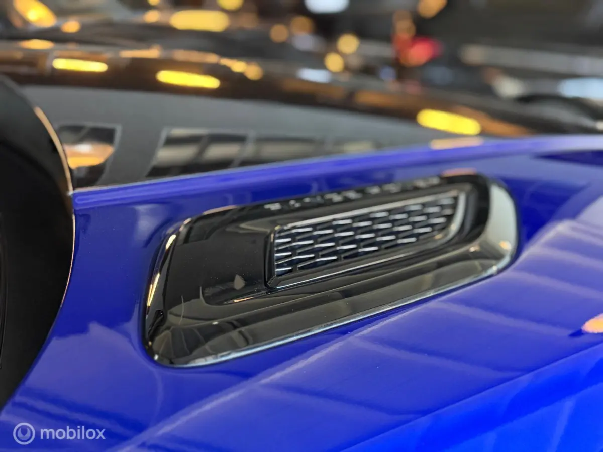 5.0 V8 Supercharged SVR MAXTON