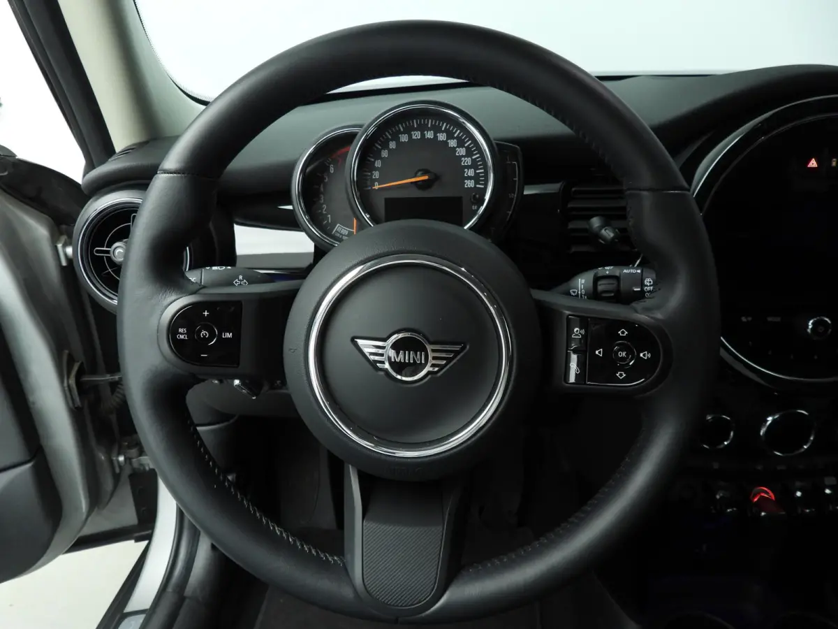 Cooper C Automaat / PDC / Climate / Cruise / LED / Getint glas / Alu wielen