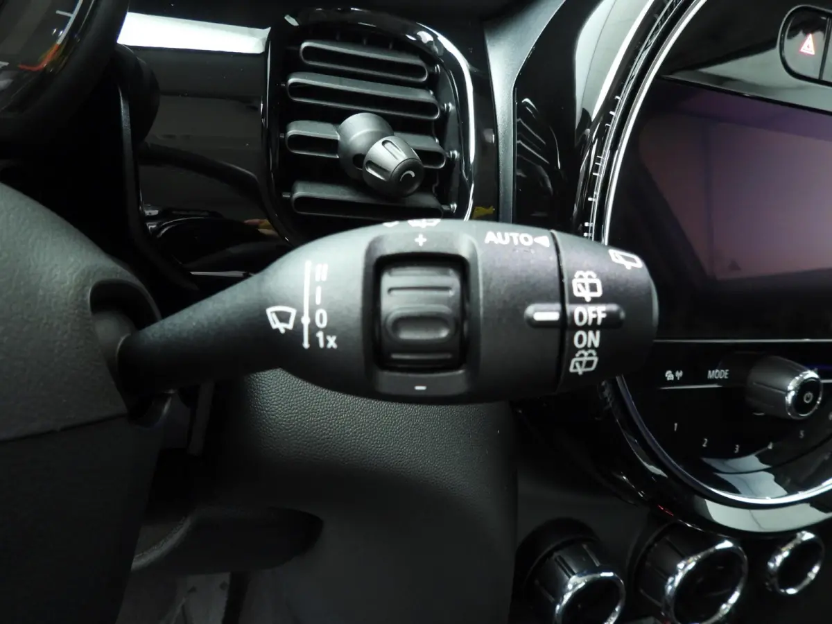 Cooper C Automaat / PDC / Climate / Cruise / LED / Getint glas / Alu wielen