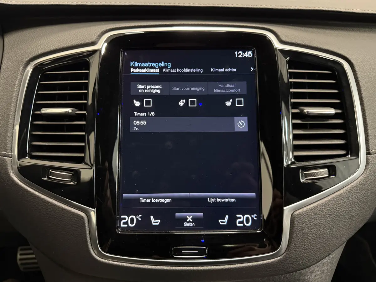 T8 Recharge AWD R-Design PANO/LUCHTVERING/B&W/SOH 100%/TREKHAAK/22"BLACK/HEAD-UP/MASSAGE+VENTILATIE/NAPPA-LEER/360CAMERA/PINE-GREY/ACC/PILOT-ASSIST/DONKERE-ALCANTARA HEMEL/VOLLEDIG VOLVO DEA