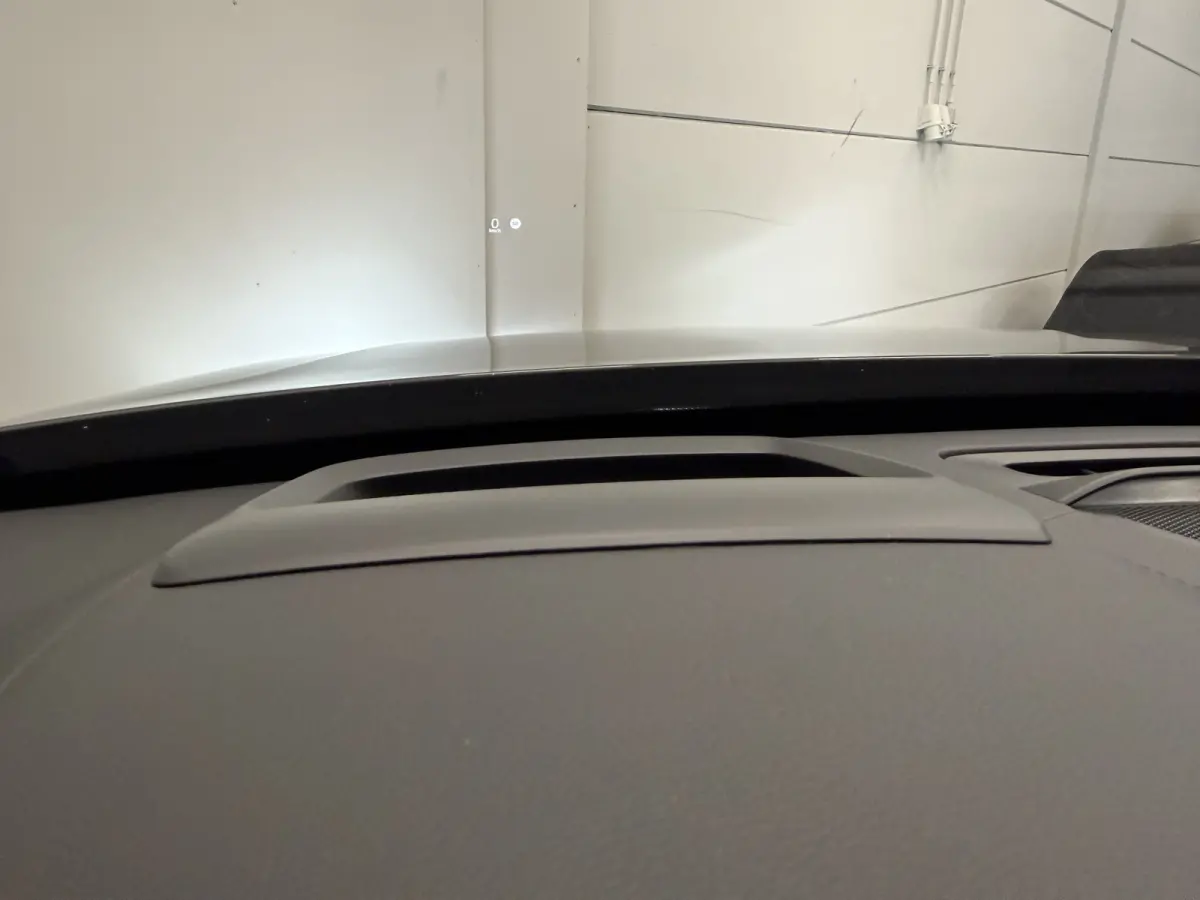 T8 Recharge AWD R-Design PANO/LUCHTVERING/B&W/SOH 100%/TREKHAAK/22"BLACK/HEAD-UP/MASSAGE+VENTILATIE/NAPPA-LEER/360CAMERA/PINE-GREY/ACC/PILOT-ASSIST/DONKERE-ALCANTARA HEMEL/VOLLEDIG VOLVO DEA