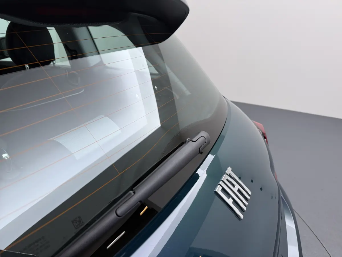Torino, (2026) | 10,25" touchscreen radio met Bluetooth, DAB & USB | Apple Carplay® / Android Auto™ voorbereiding | Automatische airconditioning