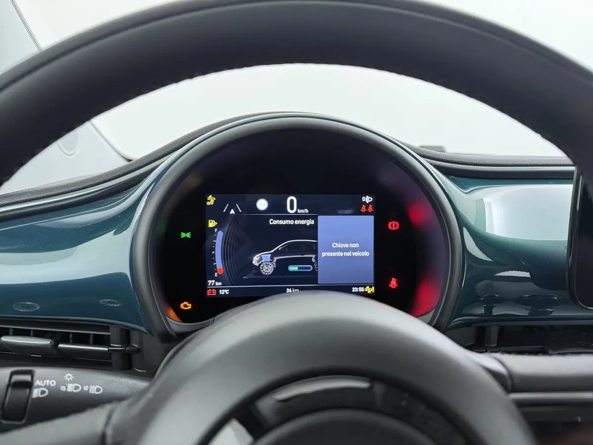 Torino, (2026) | 10,25" touchscreen radio met Bluetooth, DAB & USB | Apple Carplay® / Android Auto™ voorbereiding | Automatische airconditioning