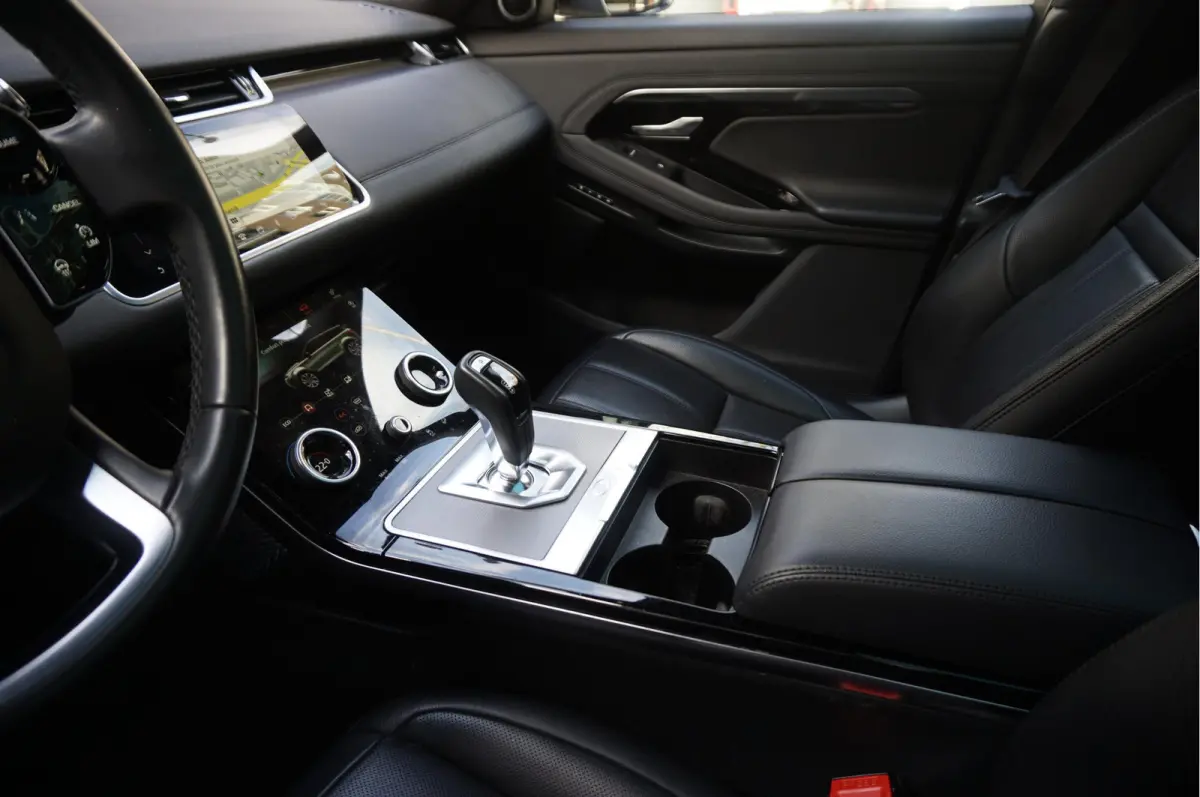 2.0 D180 AWD R-Dynamic HSE | NAP | Pano | Meridian | Sfeerverlichting | Cruise + Lane | 20inch | Dealer onderhouden | Alcantara hemel | Volleder + memory + verwaming |