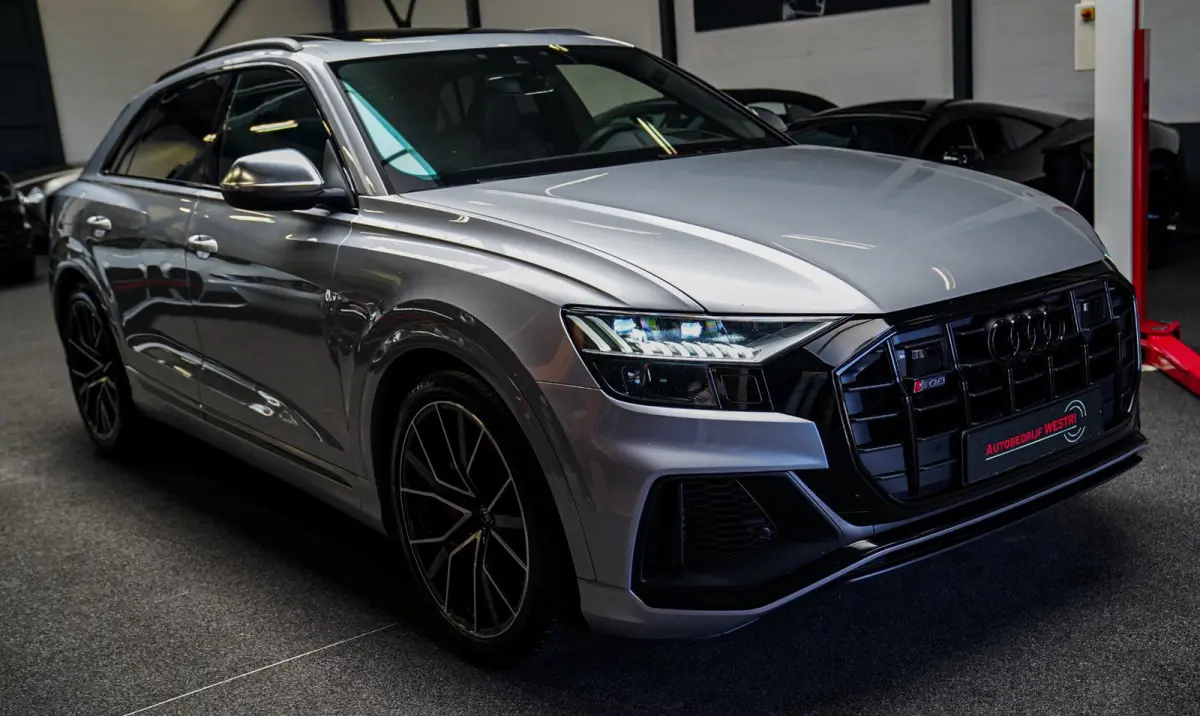 SQ8 4.0 TDI SQ8 Quattro | Panorama | Trekhaak | Bang&Olufsen | Massage | Memory | Head up Display | LED | Dealer Onderhouden