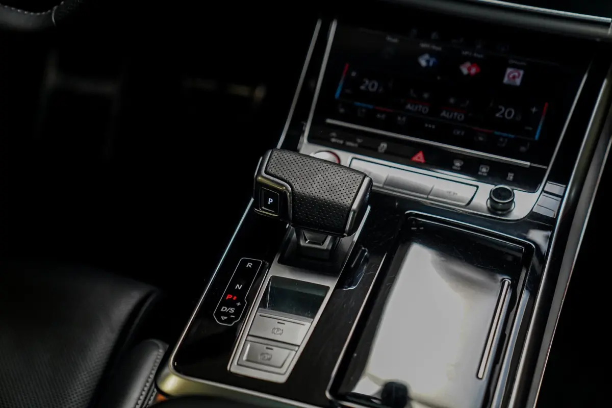 SQ8 4.0 TDI SQ8 Quattro | Panorama | Trekhaak | Bang&Olufsen | Massage | Memory | Head up Display | LED | Dealer Onderhouden