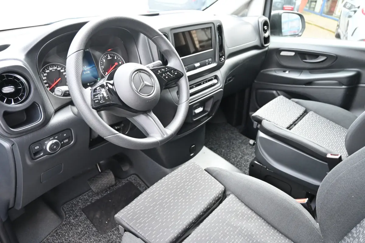 116 CDI DC L3 Pro LED, 2500 kg trekhaak, Navigatie en Smartphone integratie, Etc.