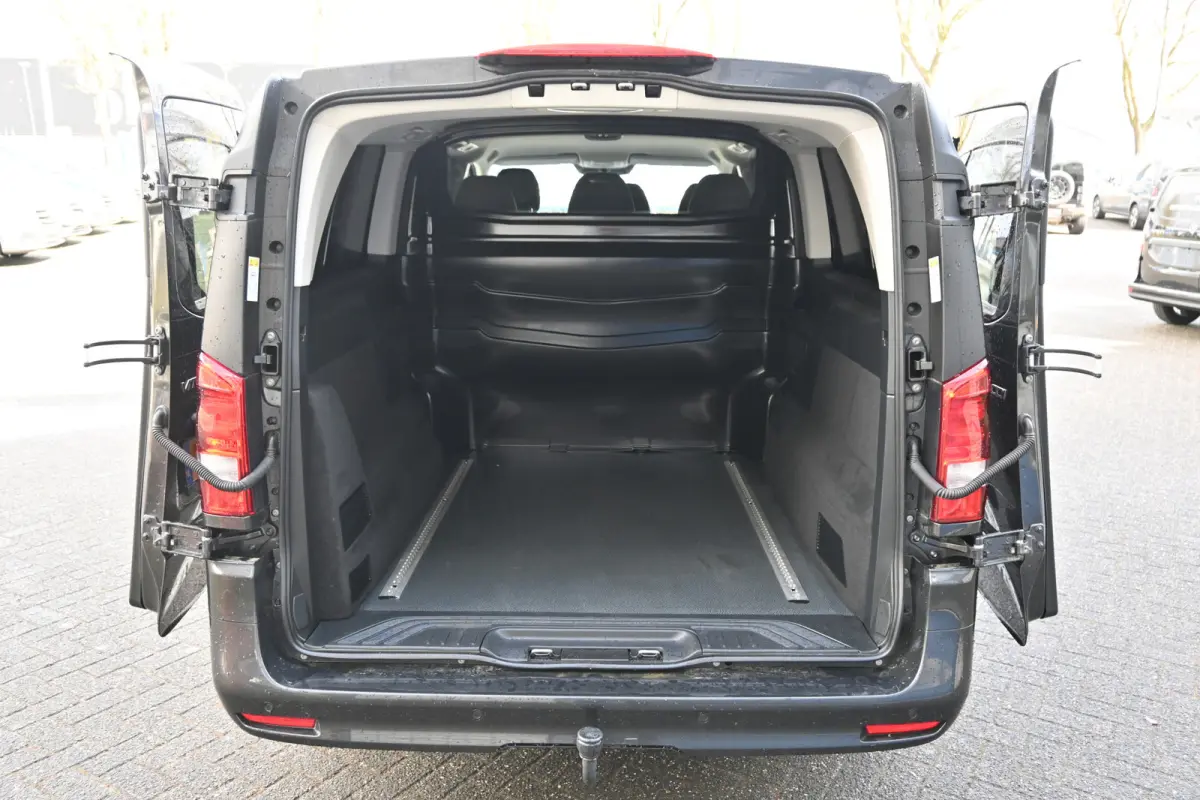 116 CDI DC L3 Pro LED, 2500 kg trekhaak, Navigatie en Smartphone integratie, Etc.