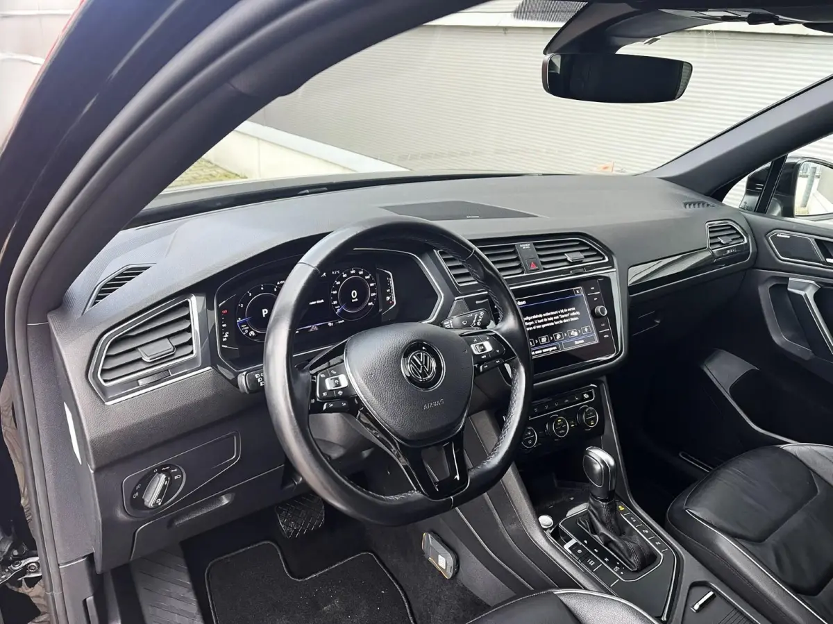 1.5 TSI 150pk DSG Highline Business R | Dynaudio | Leer | Camera