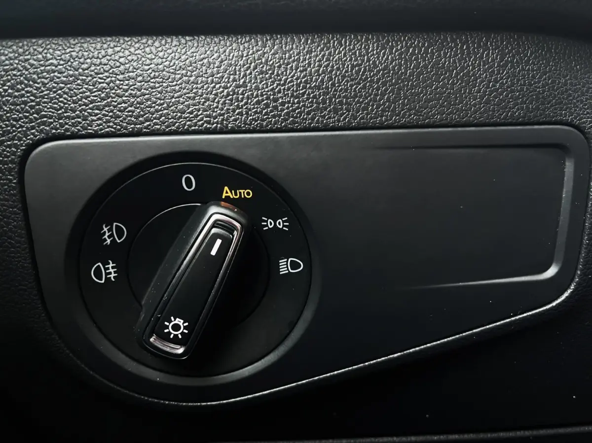 1.5 TSI 150pk DSG Highline Business R | Dynaudio | Leer | Camera