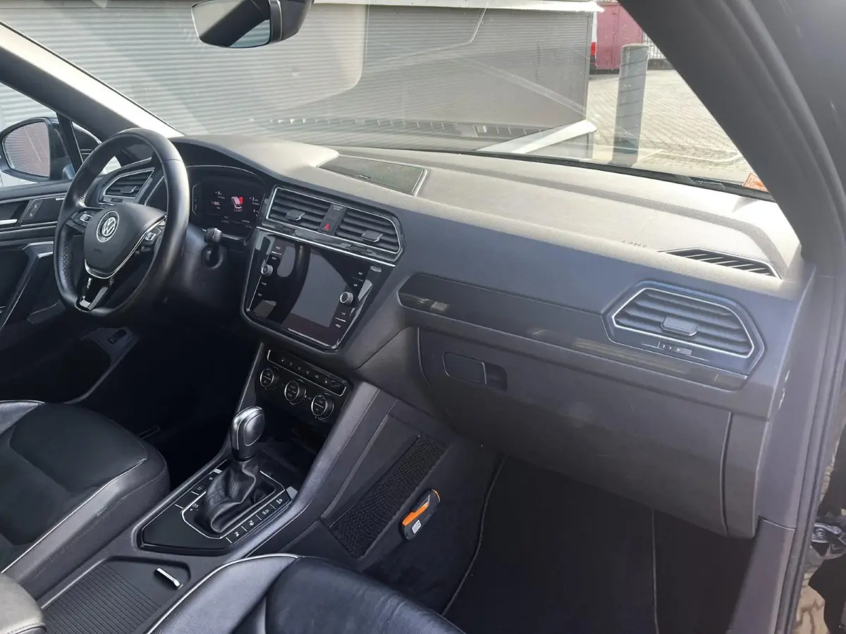 1.5 TSI 150pk DSG Highline Business R | Dynaudio | Leer | Camera