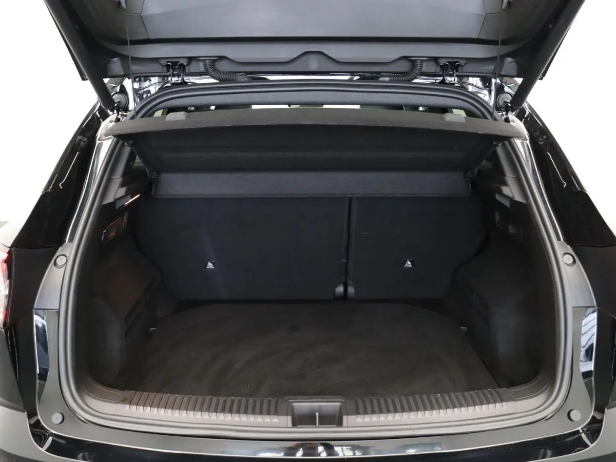 Mild hybrid 160 X-Tronic techno |Panorama dak | Elektr.achterklep | Keyless | Navigatie | Cruise | Elektr.best.stoel.