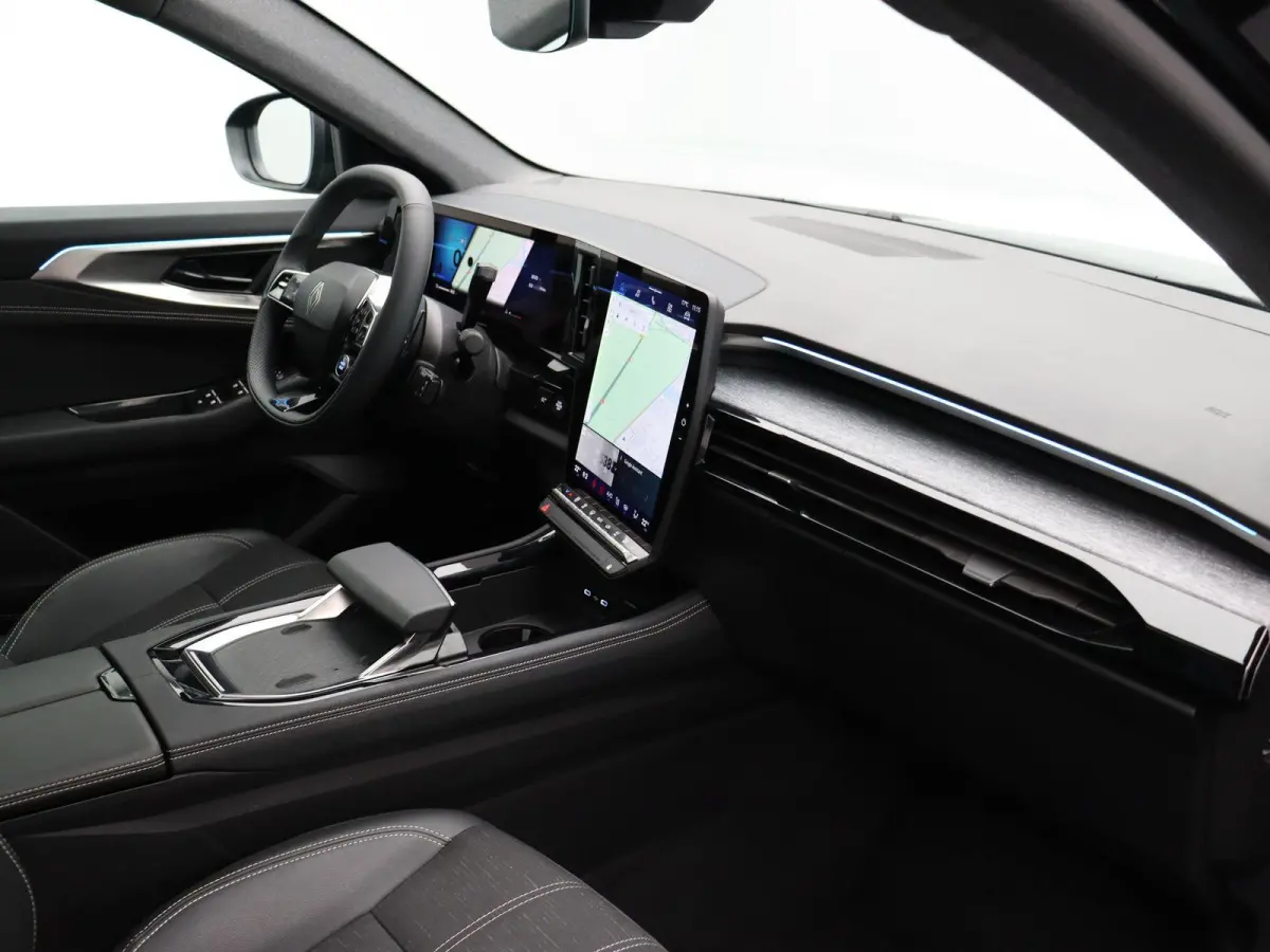Mild hybrid 160 X-Tronic techno |Panorama dak | Elektr.achterklep | Keyless | Navigatie | Cruise | Elektr.best.stoel.