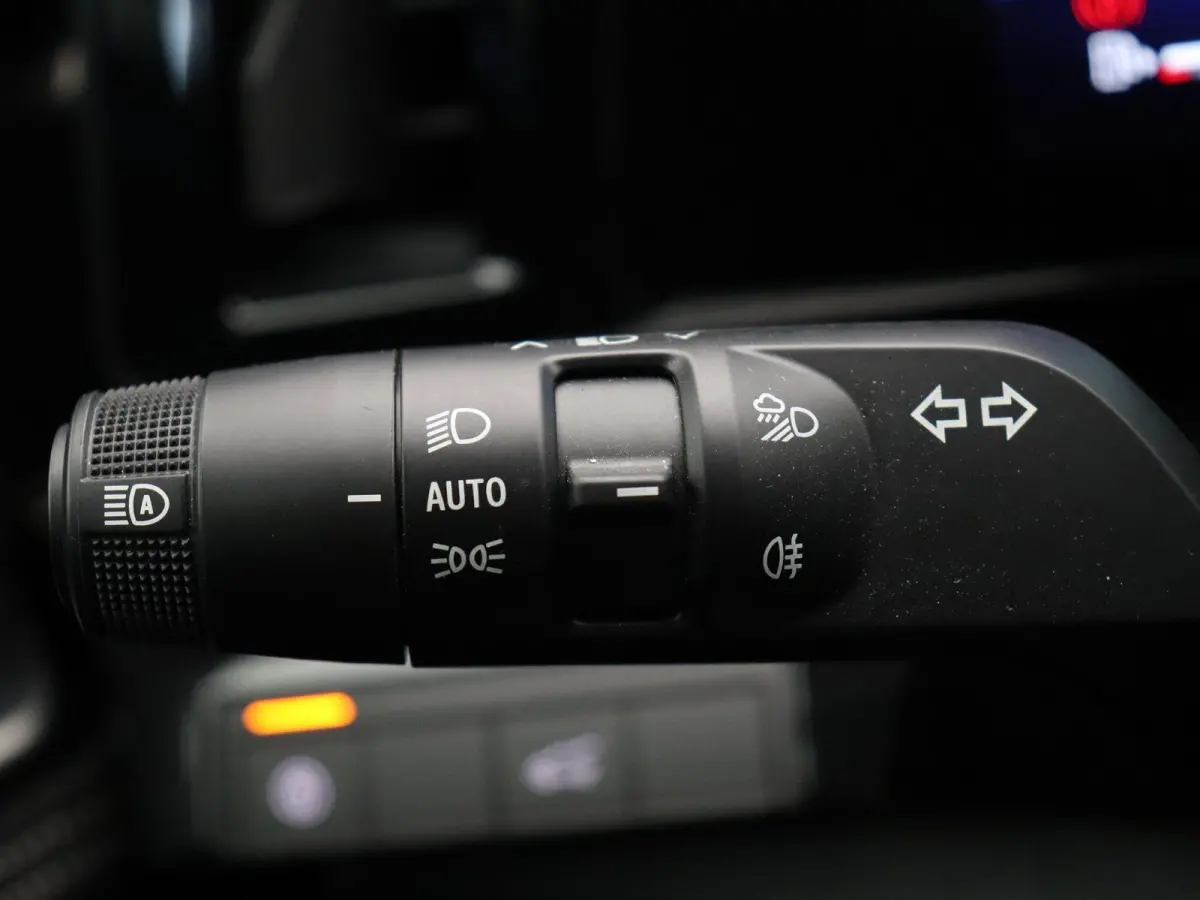 Mild hybrid 160 X-Tronic techno |Panorama dak | Elektr.achterklep | Keyless | Navigatie | Cruise | Elektr.best.stoel.