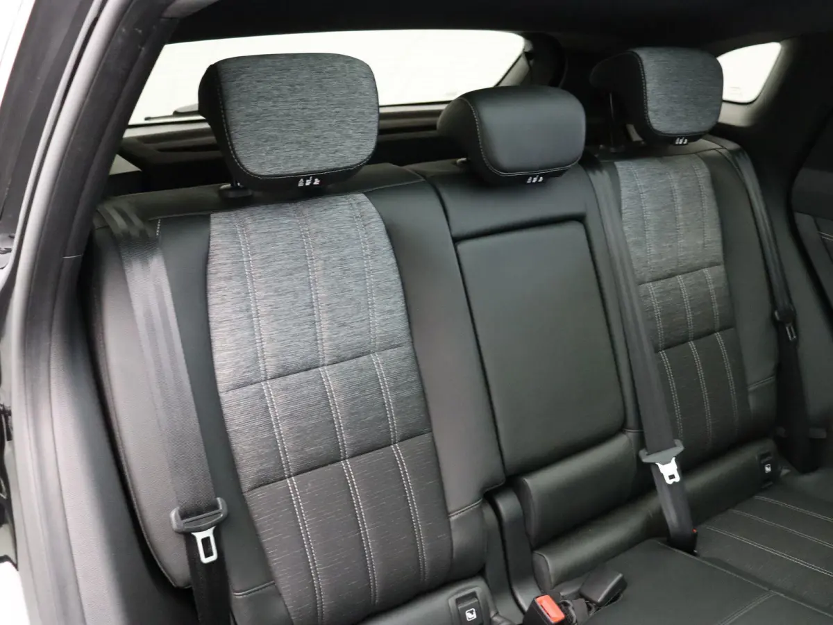 Mild hybrid 160 X-Tronic techno |Panorama dak | Elektr.achterklep | Keyless | Navigatie | Cruise | Elektr.best.stoel.