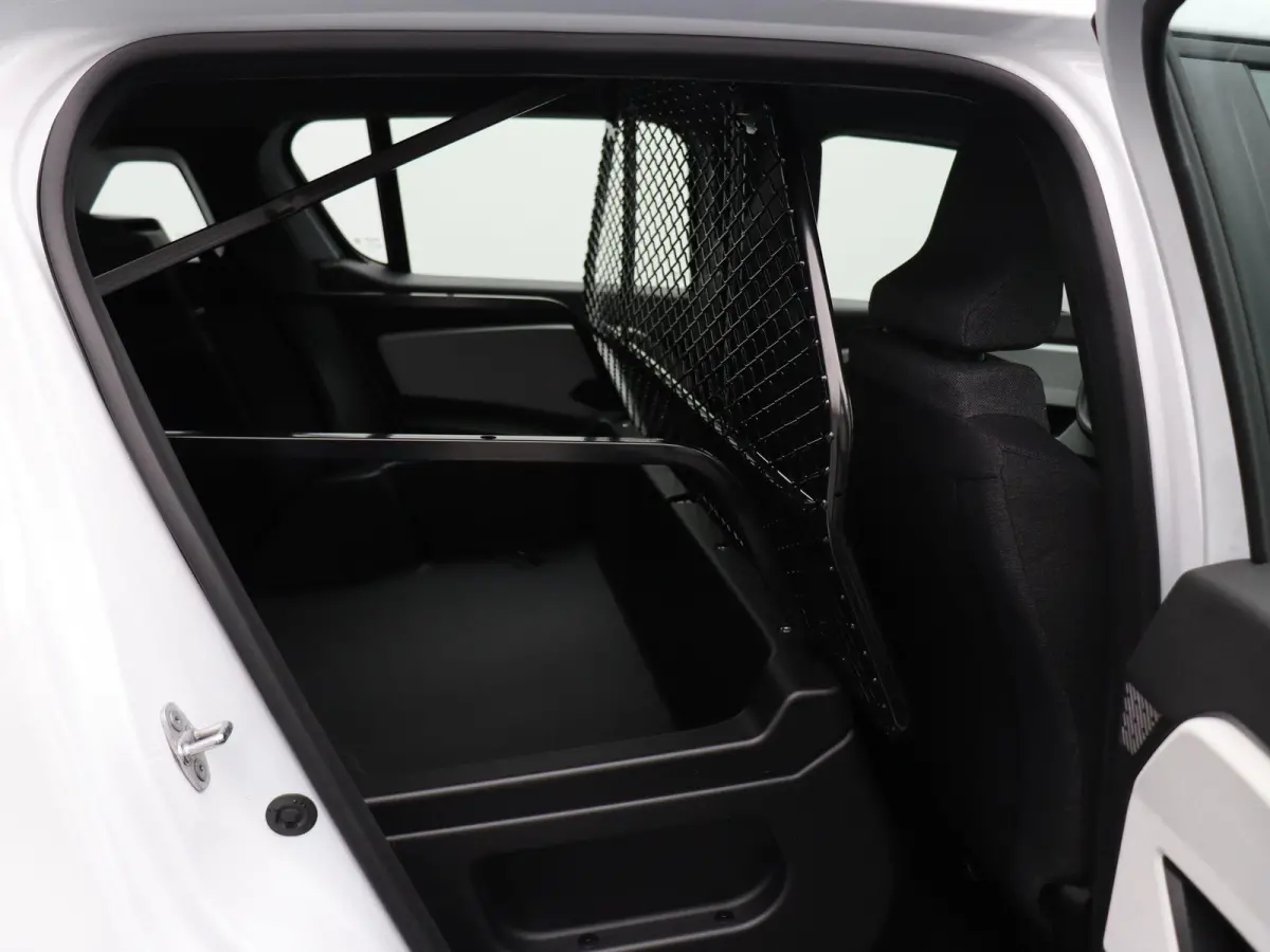 Renault e-tech evolution 150pk comfort range VAN | 1045 liter laadvolume | Perfect voor in de stad | Stoel- en stuurwielverwarming |