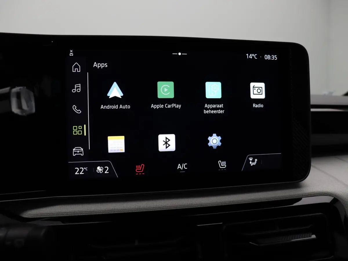 Renault e-tech evolution 150pk comfort range VAN | 1045 liter laadvolume | Perfect voor in de stad | Stoel- en stuurwielverwarming |