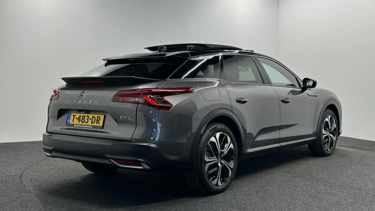 1.6 Plug-in Hybrid 225 Shine CAMERA PANO CARPLAY ADAPTIEF CRUISE.