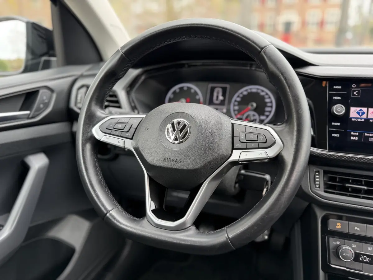 1.0 TSI Life Blind Spot | Navi | Clima | DAB |