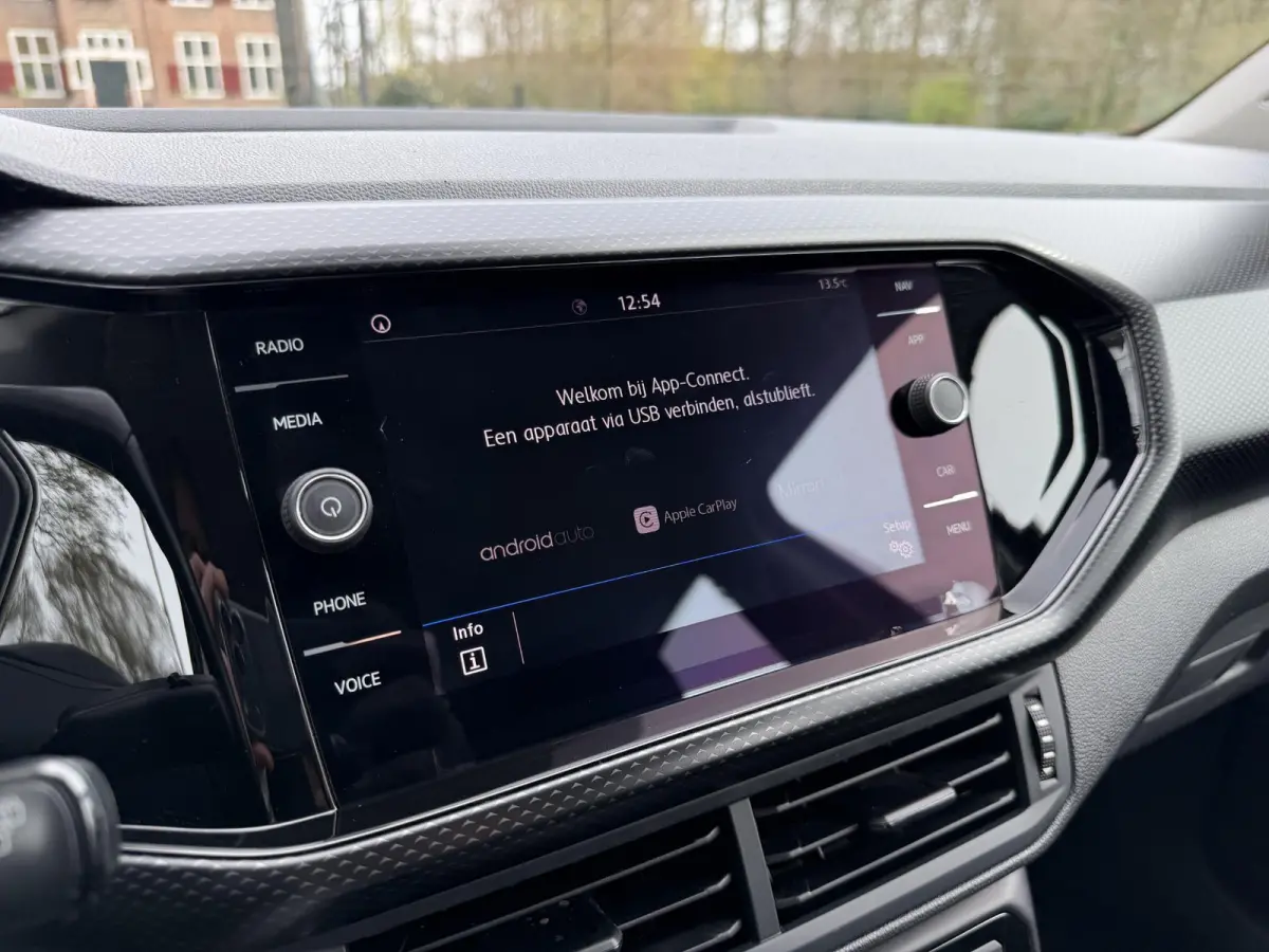 1.0 TSI Life Blind Spot | Navi | Clima | DAB |