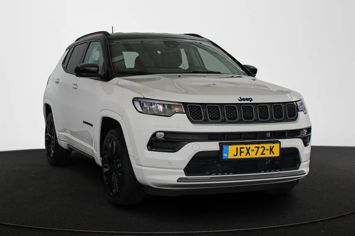 4xe 240 Plug-in Hybrid S * Stuur/Stoelverwarming * 360-Camera * Carplay * Alpine Sound *