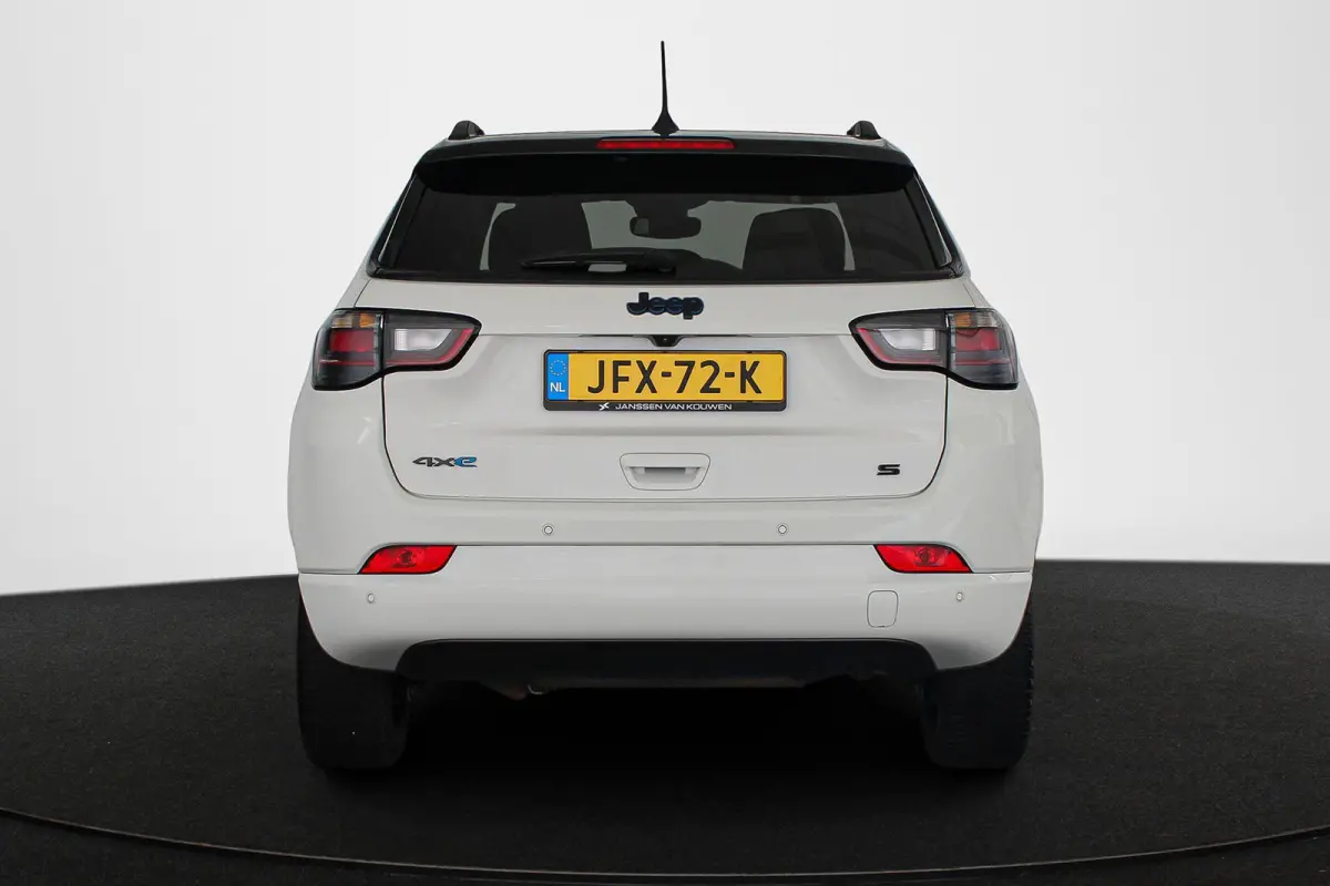 4xe 240 Plug-in Hybrid S * Stuur/Stoelverwarming * 360-Camera * Carplay * Alpine Sound *