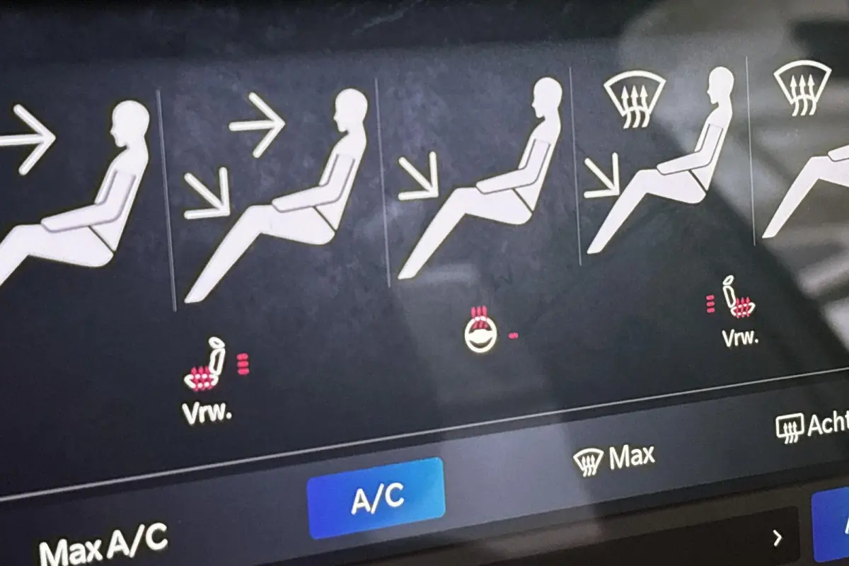 4xe 240 Plug-in Hybrid S * Stuur/Stoelverwarming * 360-Camera * Carplay * Alpine Sound *