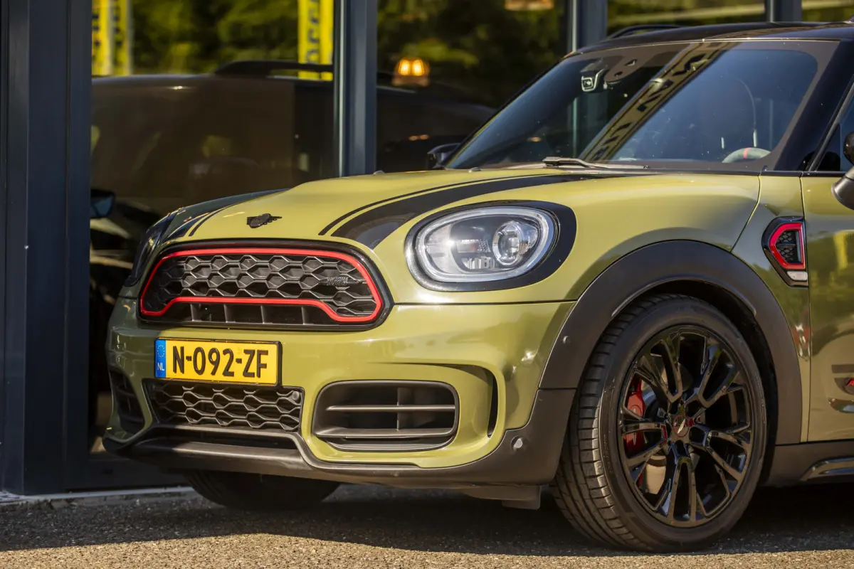 Mini 2.0 John Cooper Works ALL4 Chili