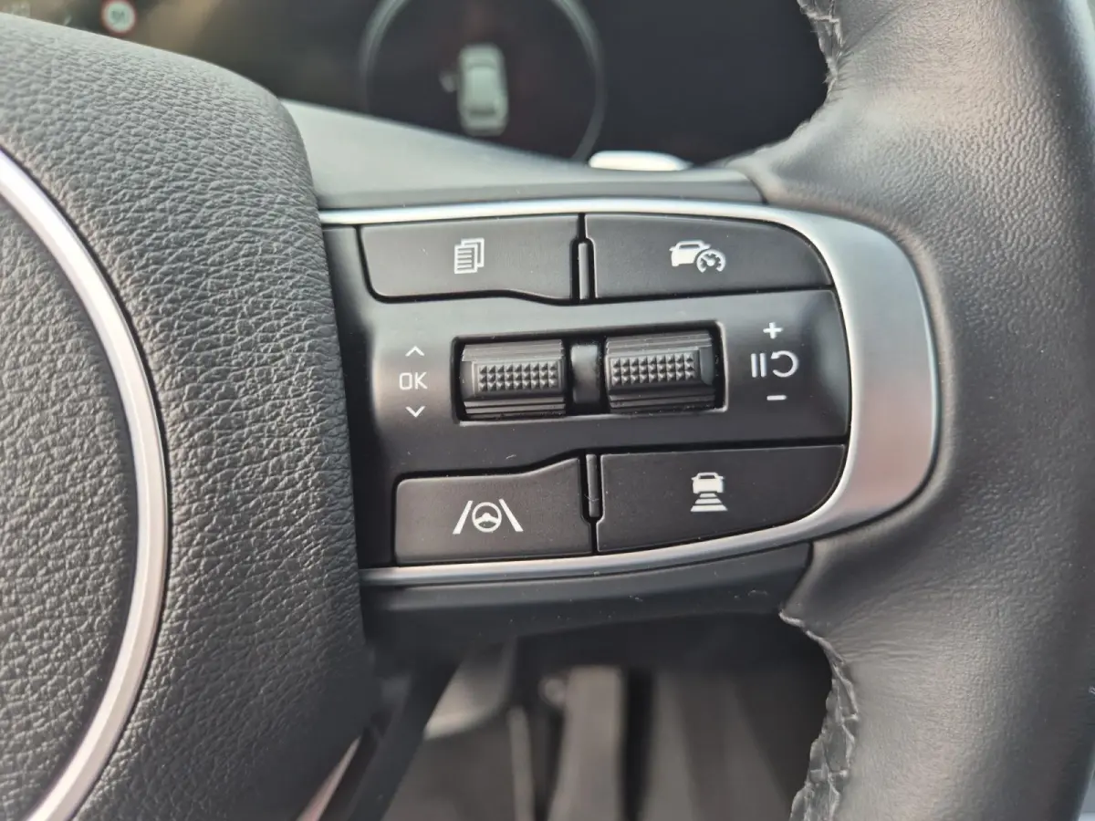 1.6 T-GDi Plug-in Hybrid AWD DynamicLine | Cruise Control | Climate Control | Camera | Navigatie | Stoelverwarming | Stuurverwarming | Elektrisch Verstelbare Bestuurdersstoel |