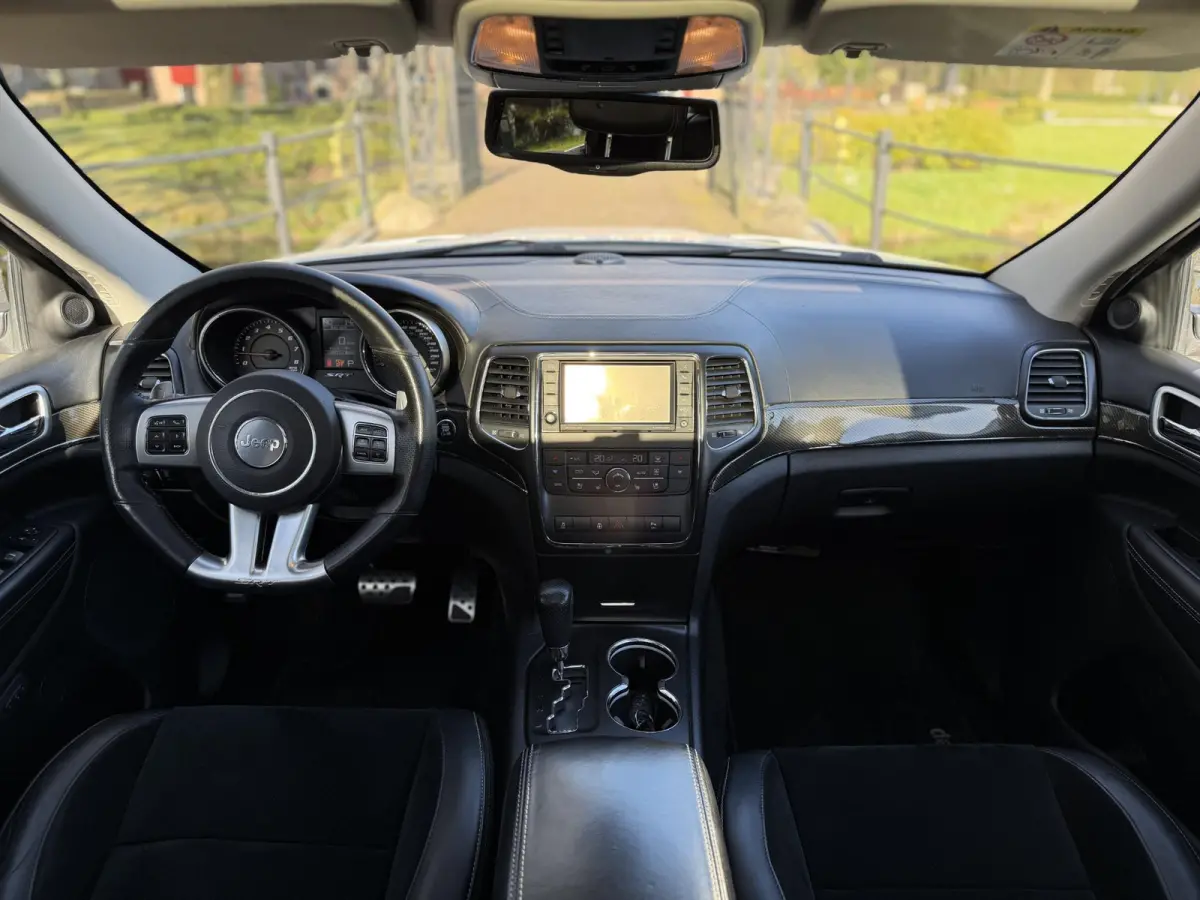 6.4 V8 SRT8 | Pano | Volledig Onderhouden |
