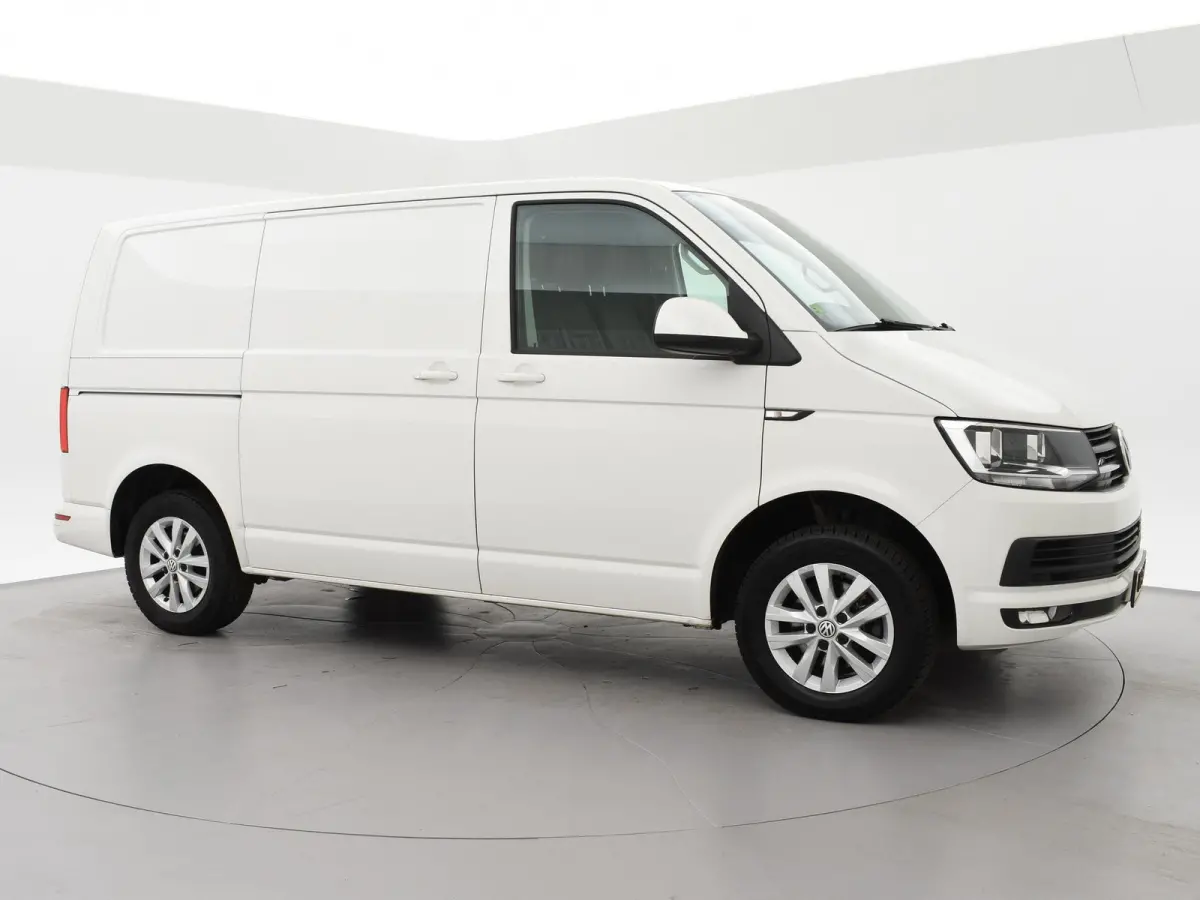 2.0 TDI 150 PK DSG AUT. L1H1 HIGHLINE + CARPLAY | ADAPTIVE CRUISE | TREKHAAK | LMV