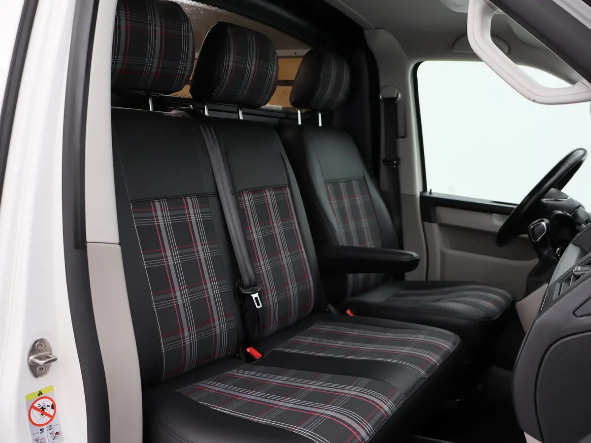 2.0 TDI 150 PK DSG AUT. L1H1 HIGHLINE + CARPLAY | ADAPTIVE CRUISE | TREKHAAK | LMV