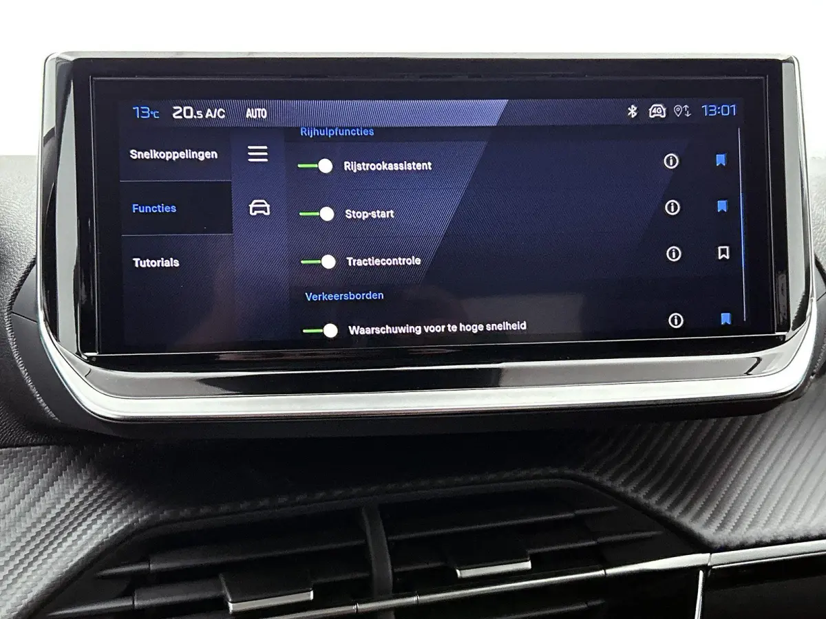 1.2 Hybrid Allure 110pk Automaat | 8 JAAR GARANTIE | Navigatie | 360 Camera | Cruise Control | 16"LMV | Dodehoekdetectie | Draadloze telefoonlader | Apple Carplay/Android Auto |