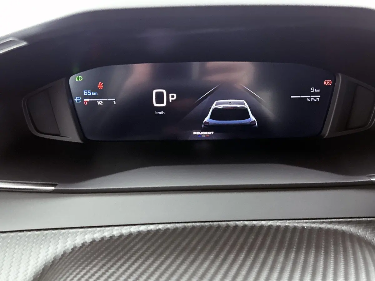 1.2 Hybrid Allure 110pk Automaat | 8 JAAR GARANTIE | Navigatie | 360 Camera | Cruise Control | 16"LMV | Dodehoekdetectie | Draadloze telefoonlader | Apple Carplay/Android Auto |