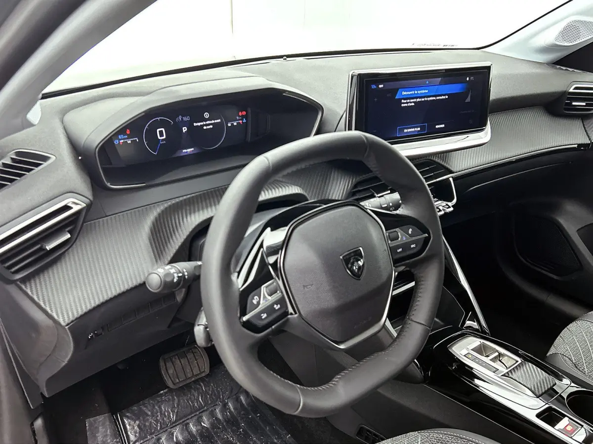 1.2 Hybrid Allure 110pk Automaat | 8 JAAR GARANTIE | Navigatie | 360 Camera | Cruise Control | 16"LMV | Dodehoekdetectie | Draadloze telefoonlader | Apple Carplay/Android Auto |