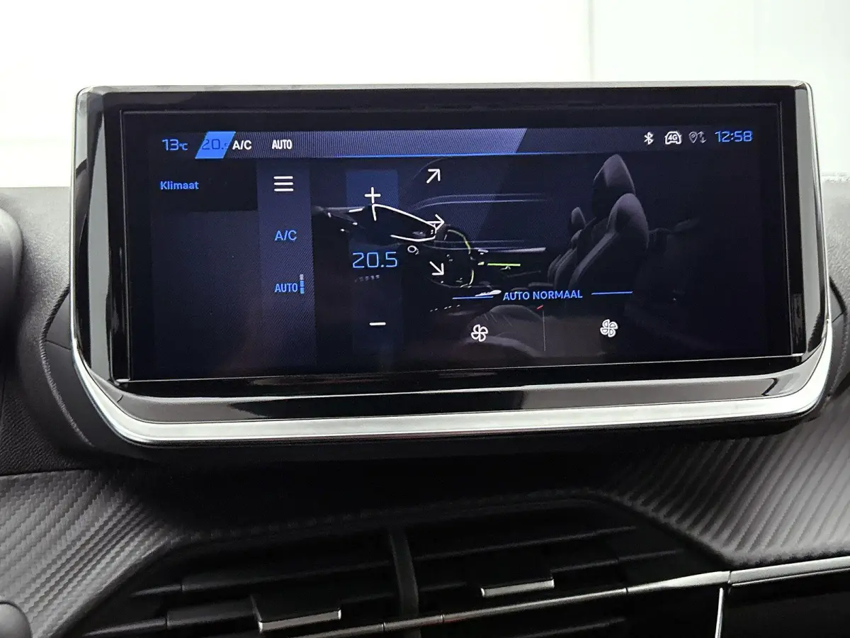 1.2 Hybrid Allure 110pk Automaat | 8 JAAR GARANTIE | Navigatie | 360 Camera | Cruise Control | 16"LMV | Dodehoekdetectie | Draadloze telefoonlader | Apple Carplay/Android Auto |